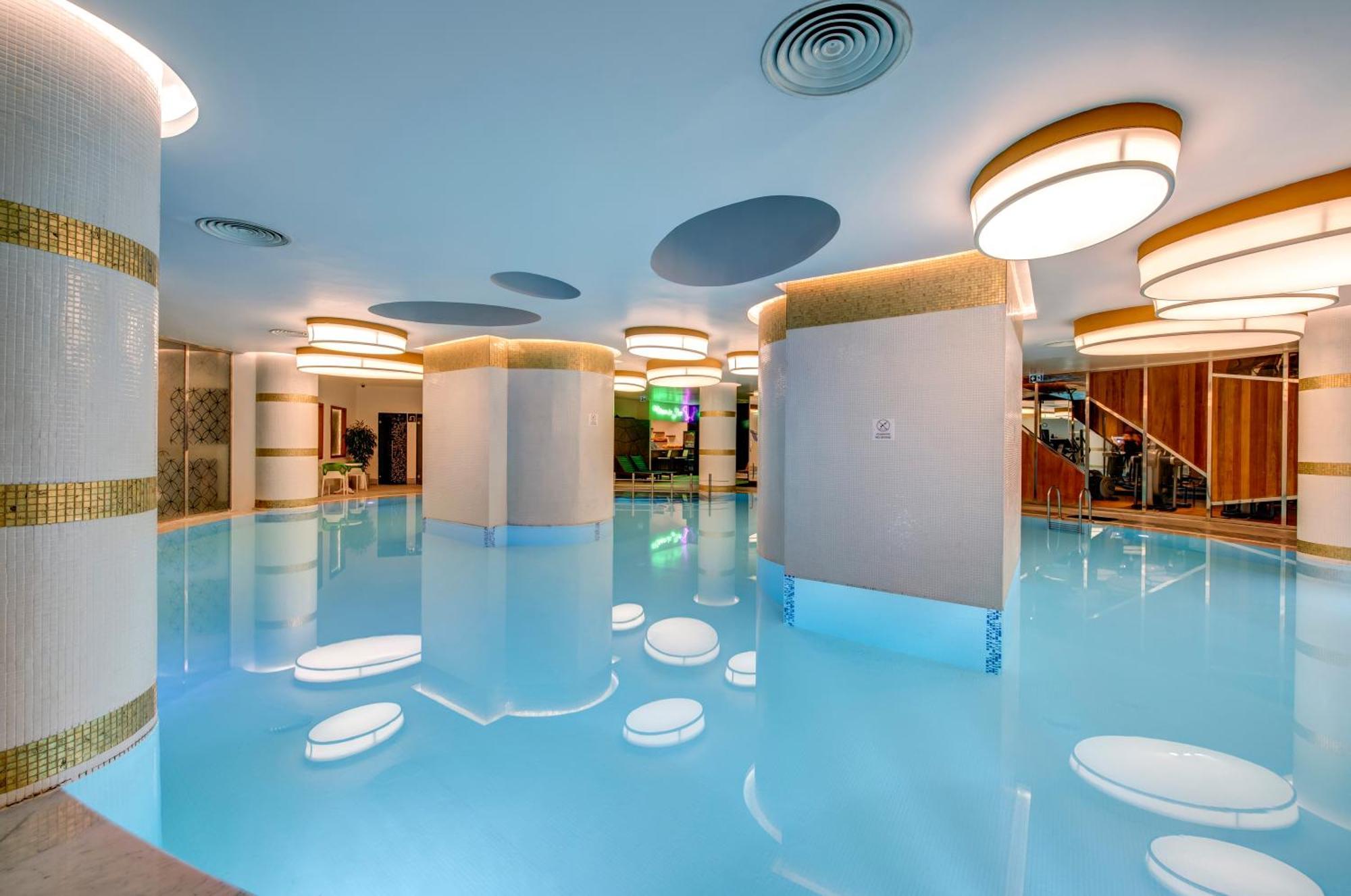 The Elysium Taksim Hotel Istanbul Exterior photo