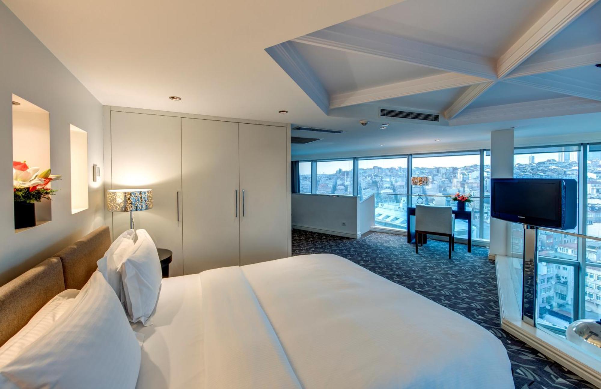 The Elysium Taksim Hotel Istanbul Room photo