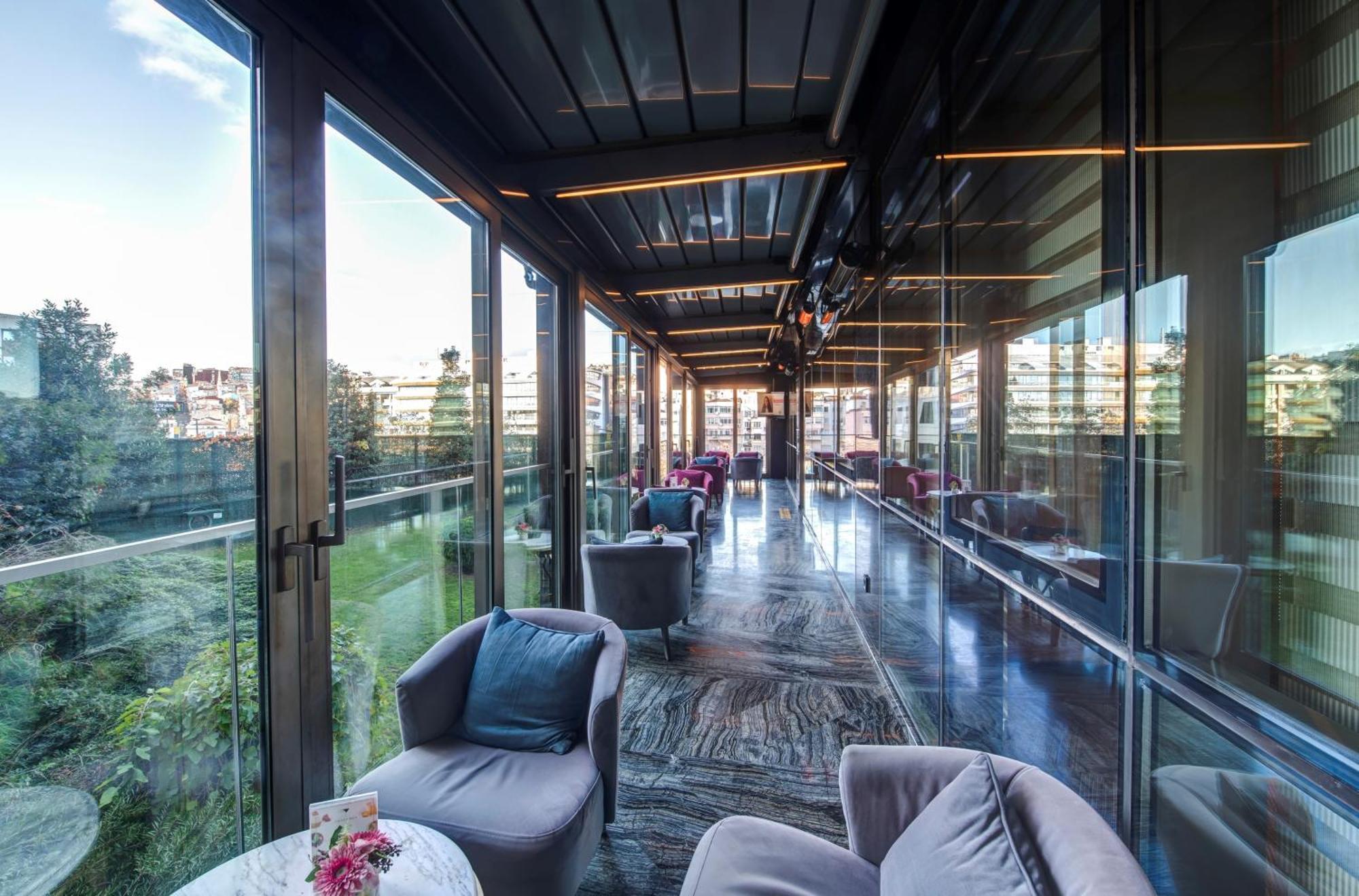 The Elysium Taksim Hotel Istanbul Exterior photo